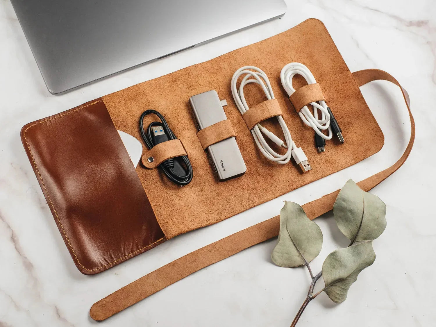 Roll-Up Leather Cord & Tools Wrap – Smooth Finish