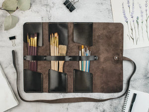 Smooth Leather Brush Roll – Compact Organizer for Brushes & Tools