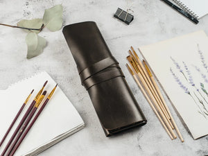 Smooth Leather Brush Roll – Compact Organizer for Brushes & Tools