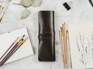 Smooth Leather Brush Roll – Compact Organizer for Brushes & Tools