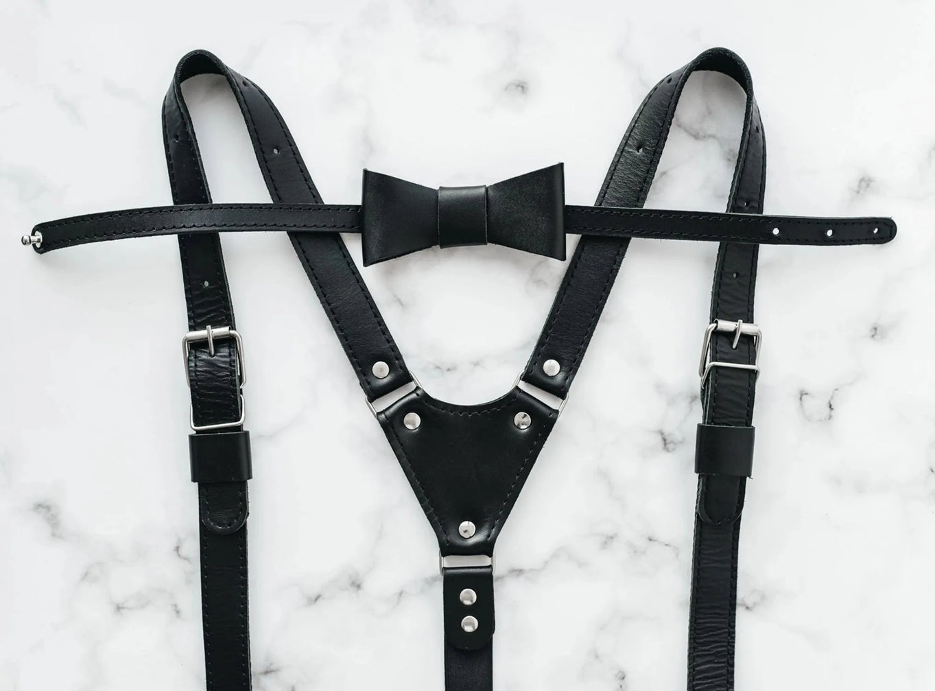 Premium Leather Braces with Buckles | Black - Wenderfarer
