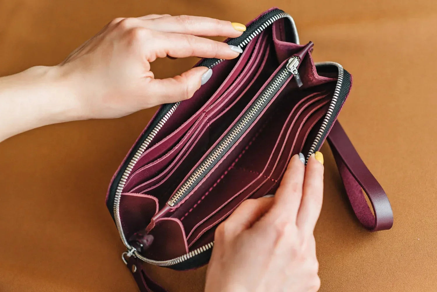 Leather Clutch Wallet – Zip Closure & Wrist Strap