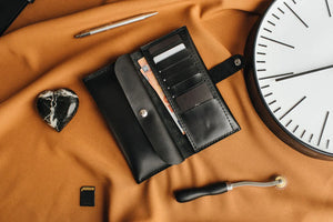 Classic Long Wallet – Smooth Leather & Snap Button