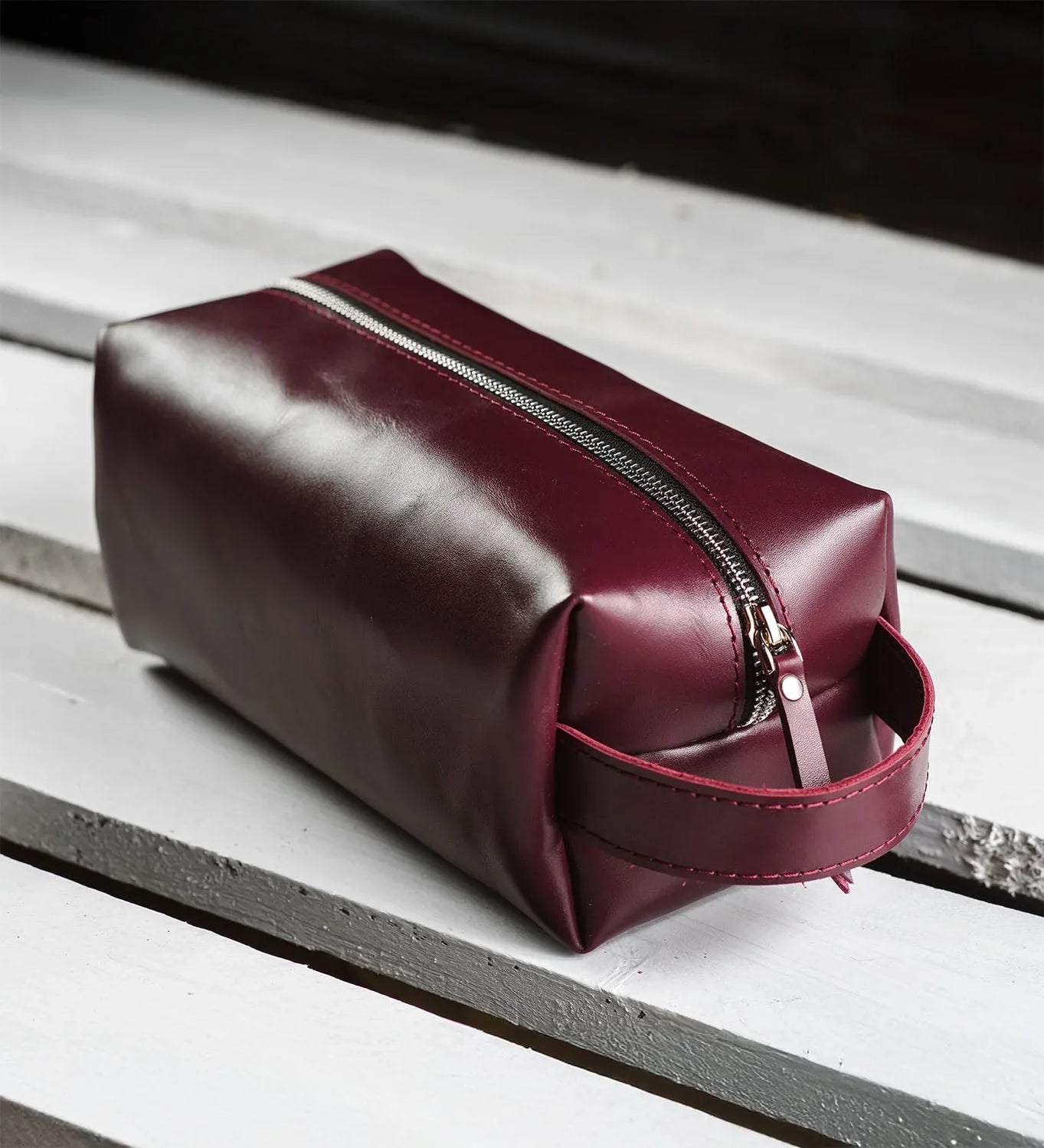 Smooth Leather Dopp Kit – Travel Toiletry Bag for Men