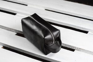 Leather Dopp kit | Smooth Black - Wenderfarer