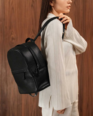 Zippered Leather Backpack for Women – Full Grain Craftsmanship