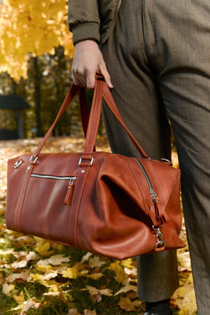 Handmade Distressed Leather Duffel – Travel Bag for Men | Stout M/L