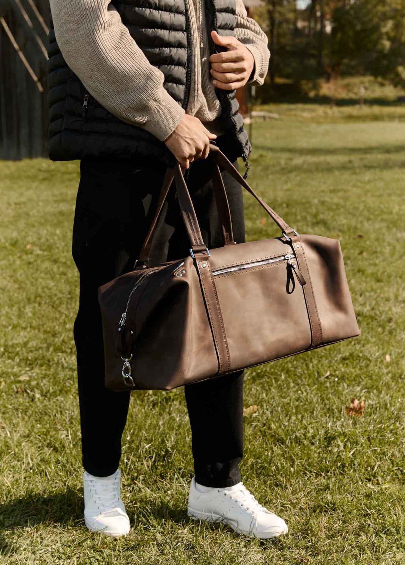 Handmade Distressed Leather Duffel – Travel Bag for Men | Stout M/L