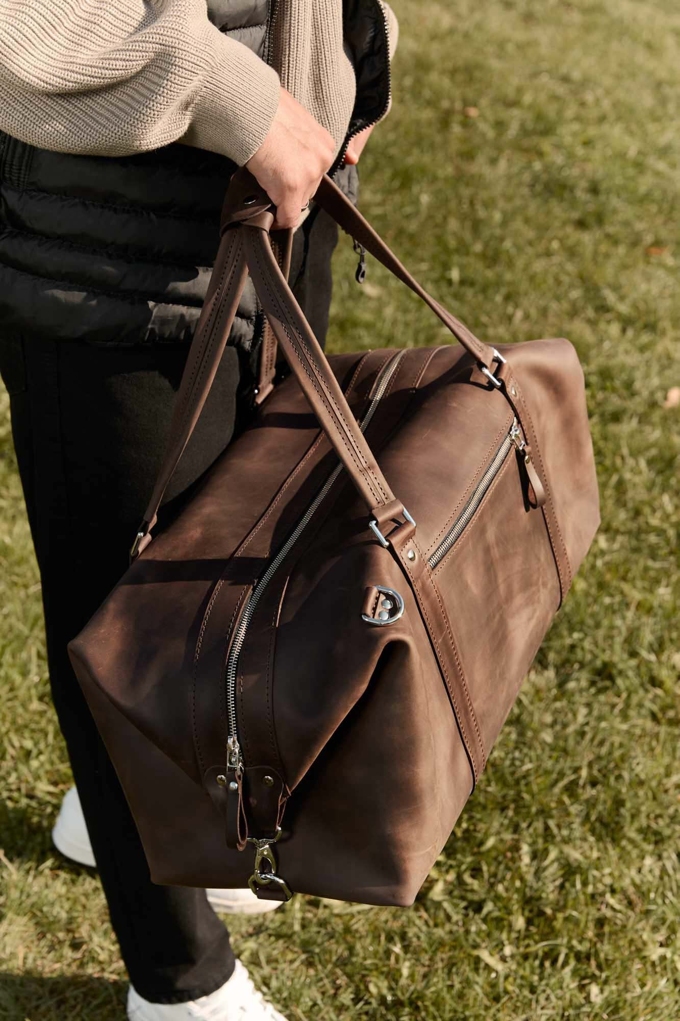 Handmade Distressed Leather Duffel – Travel Bag for Men | Stout M/L