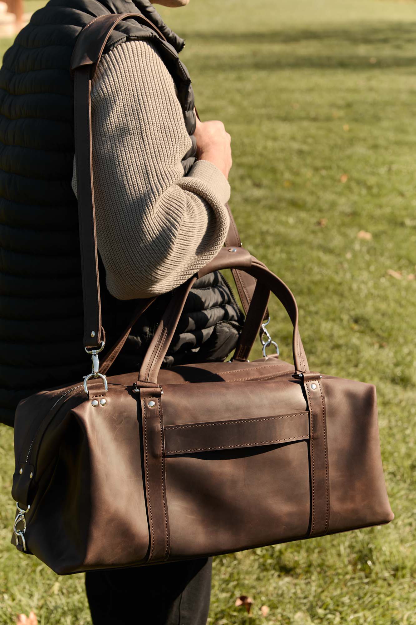 Handmade Distressed Leather Duffel – Travel Bag for Men | Stout M/L