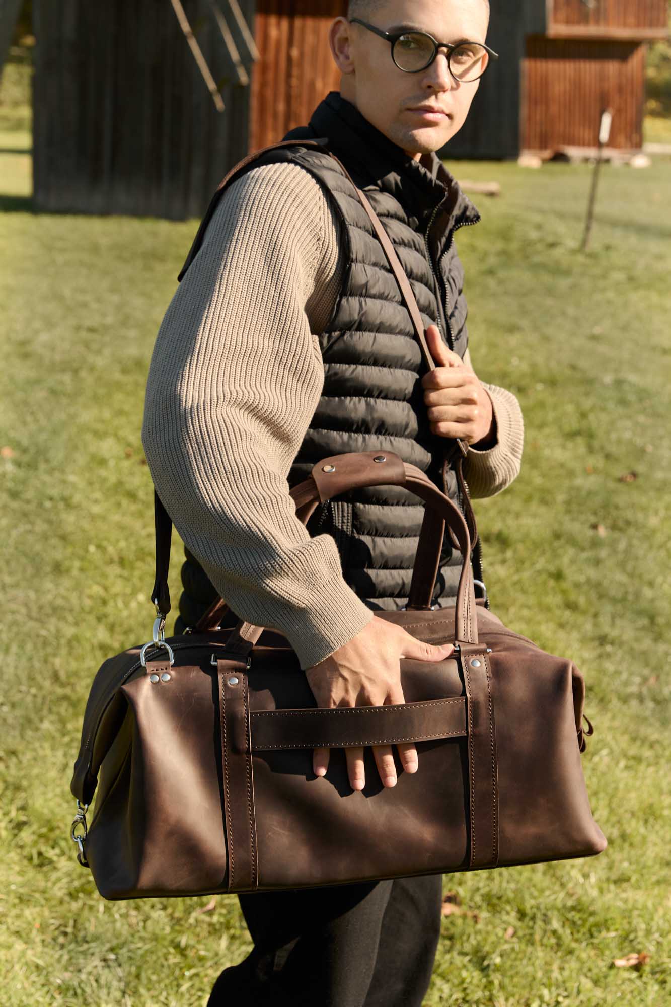 Handmade Distressed Leather Duffel – Travel Bag for Men | Stout M/L