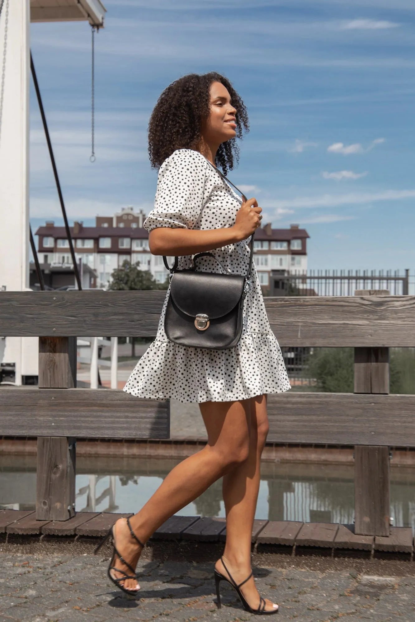 Women's Leather Crossbody Bag - Blossom | Smooth Black - Wenderfarer