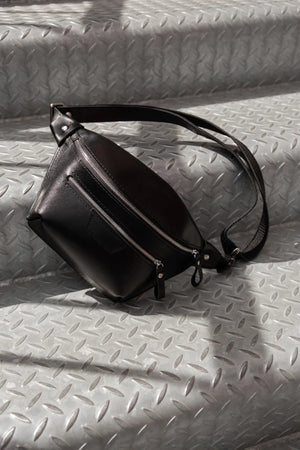 Leather BumBag | Black - Wenderfarer