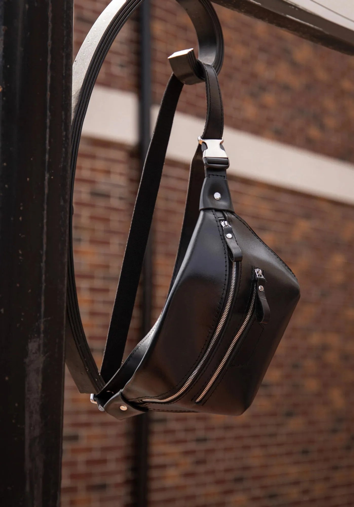 Leather BumBag | Black - Wenderfarer