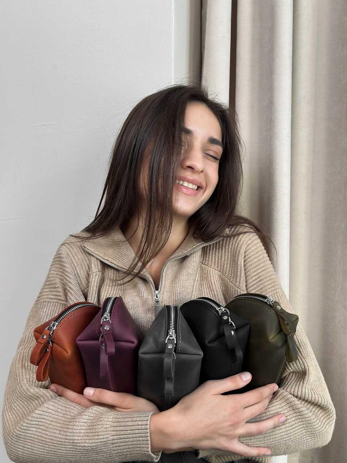 Waxed Matte Leather Makeup Bag for Women | Mirana