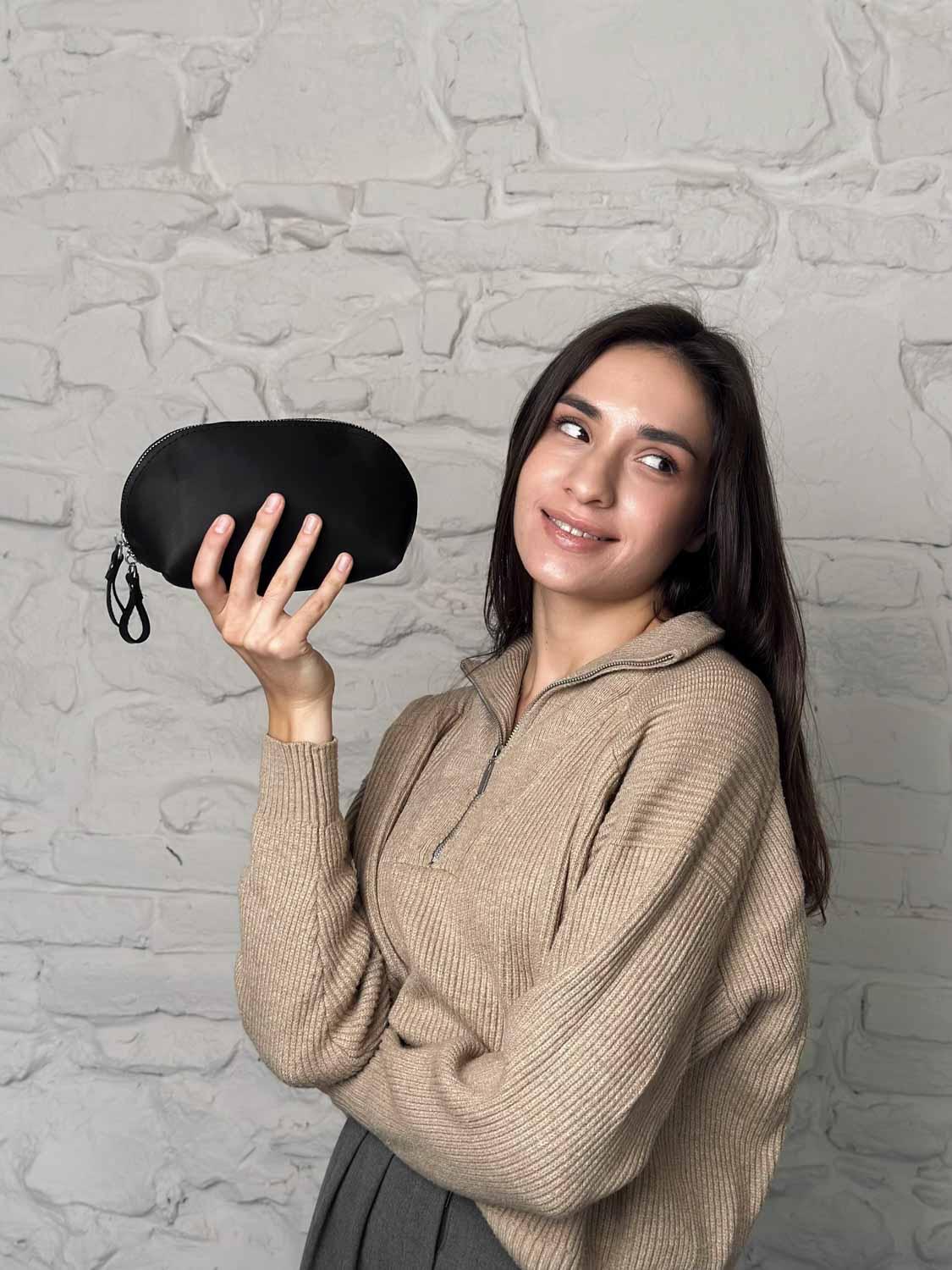 Waxed Matte Leather Makeup Bag for Women | Mirana