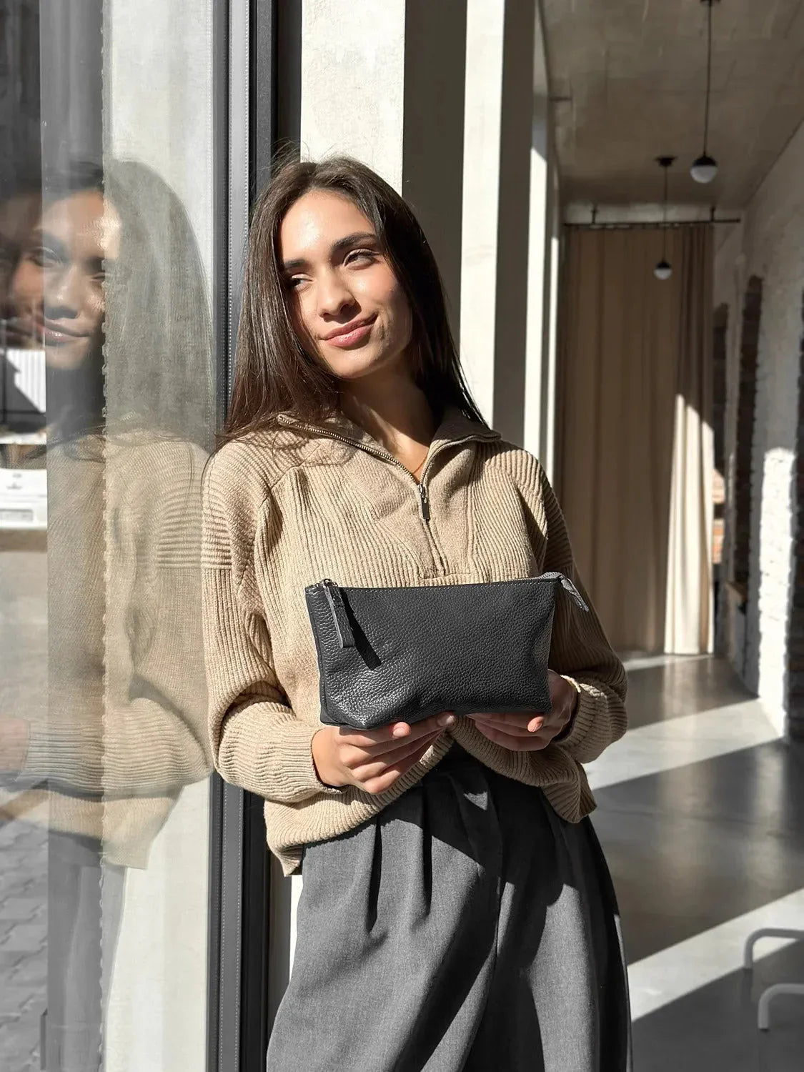 Grainy Leather Cosmetic Bag – Zippered Travel Pouch for Women | Allure