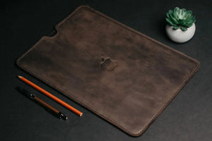 Waxed Matte Leather MacBook Case – Open Edge for Charging | Flatcase