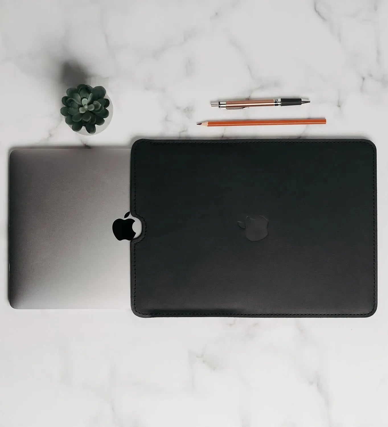 Waxed Matte Leather MacBook Case – Open Edge for Charging | Flatcase