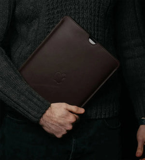 Slim Smooth Leather MacBook Sleeve with Wool Lining | FlatCase