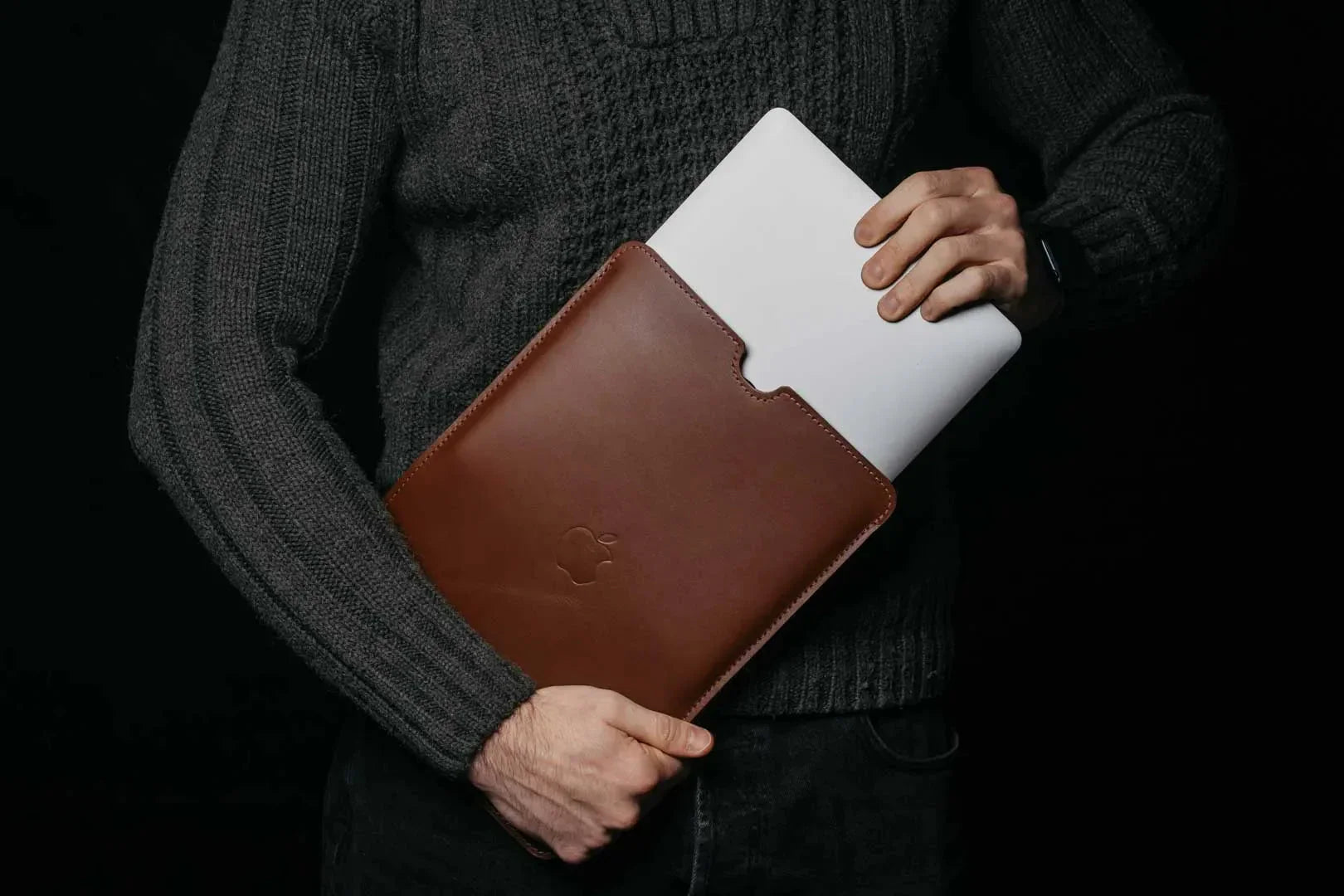 Slim Smooth Leather MacBook Sleeve with Wool Lining | FlatCase