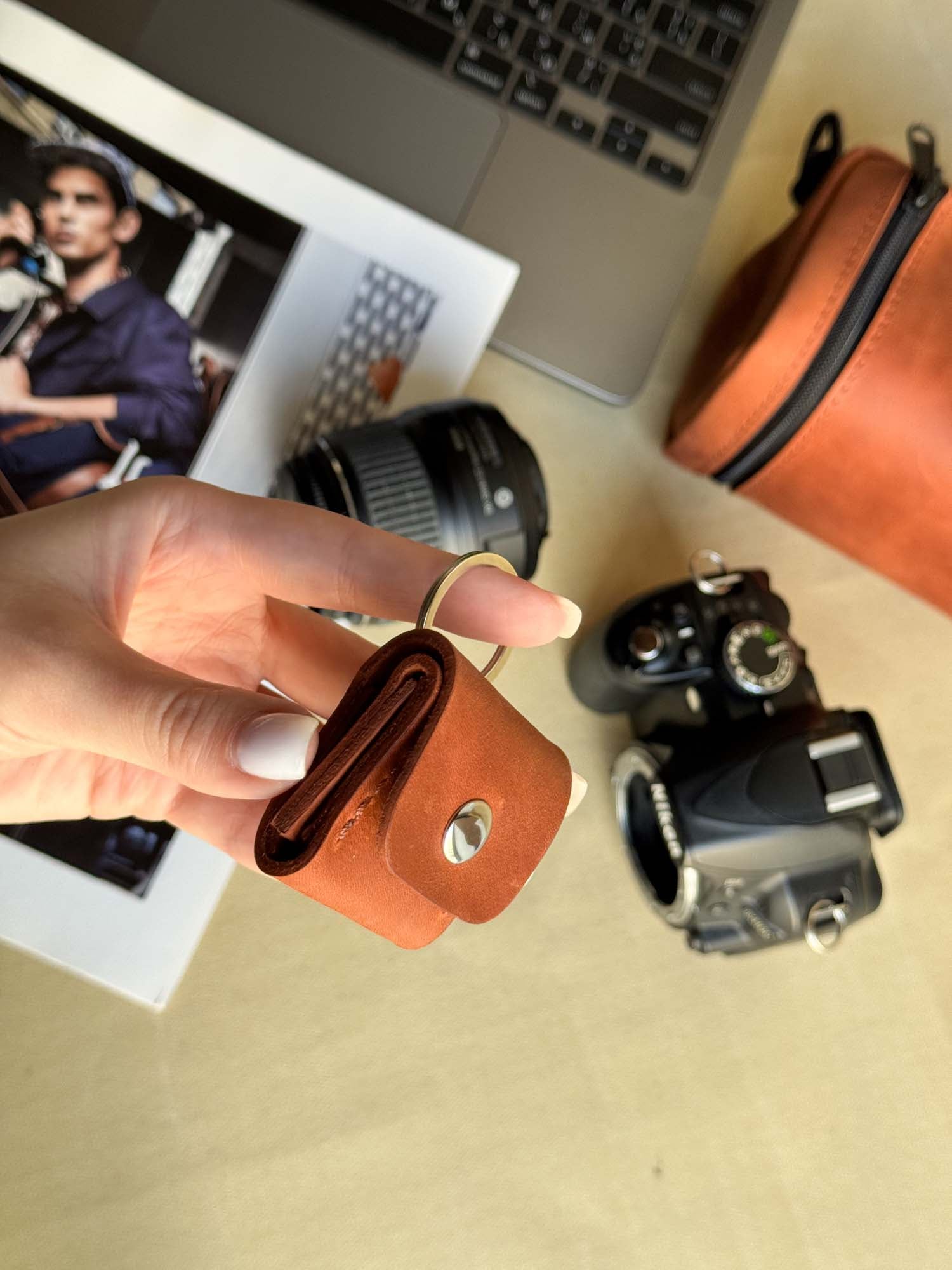 Leather SD Card Holder – 3-Slot Compact Organizer for Photographers