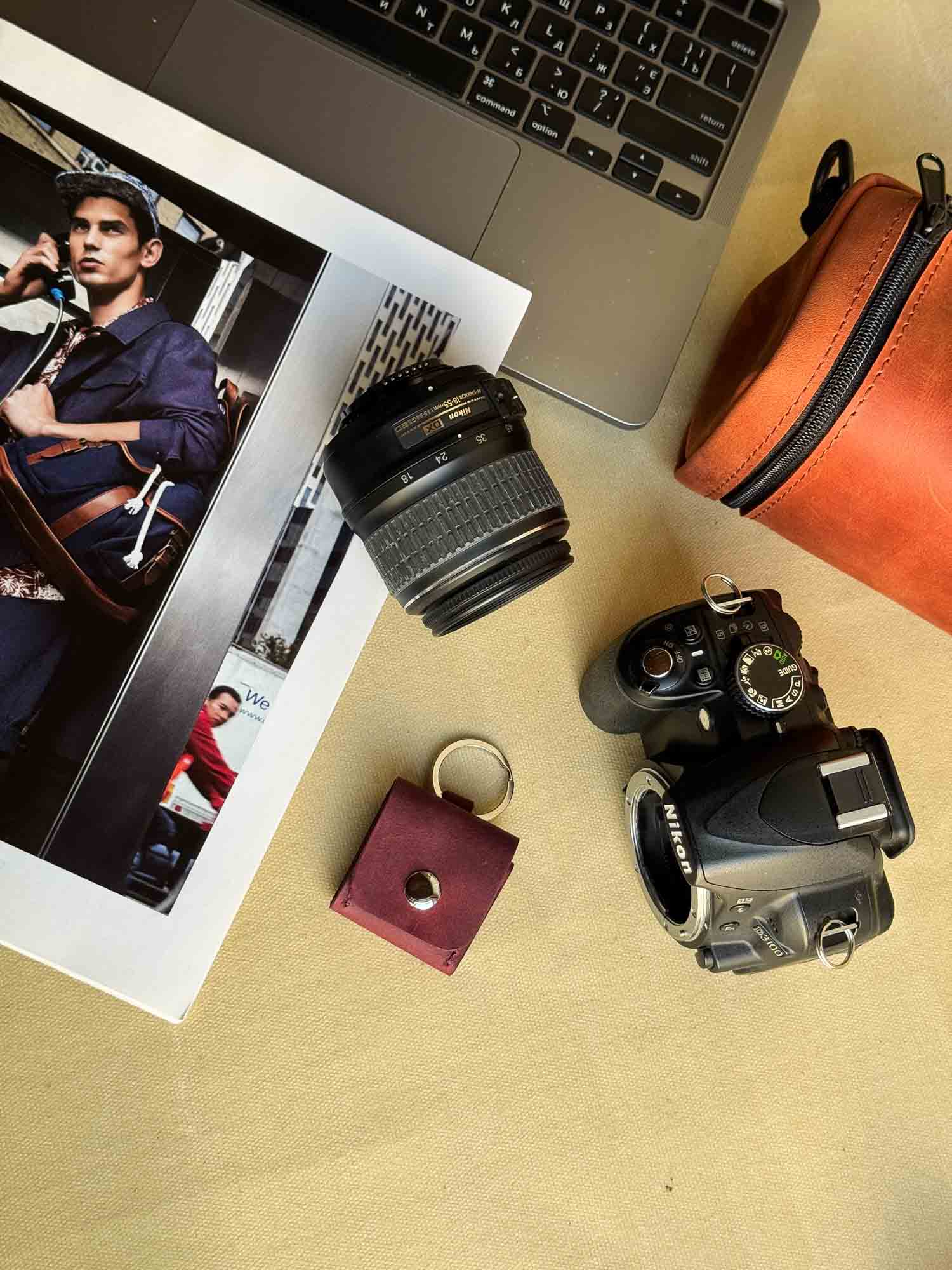Leather SD Card Holder – 3-Slot Compact Organizer for Photographers
