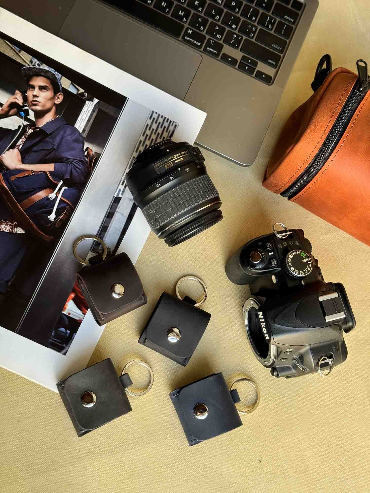 Leather SD Card Holder – 3-Slot Compact Organizer for Photographers
