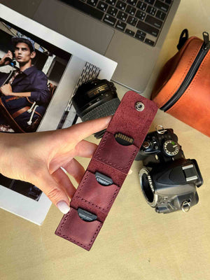Leather SD Card Holder – 3-Slot Compact Organizer for Photographers
