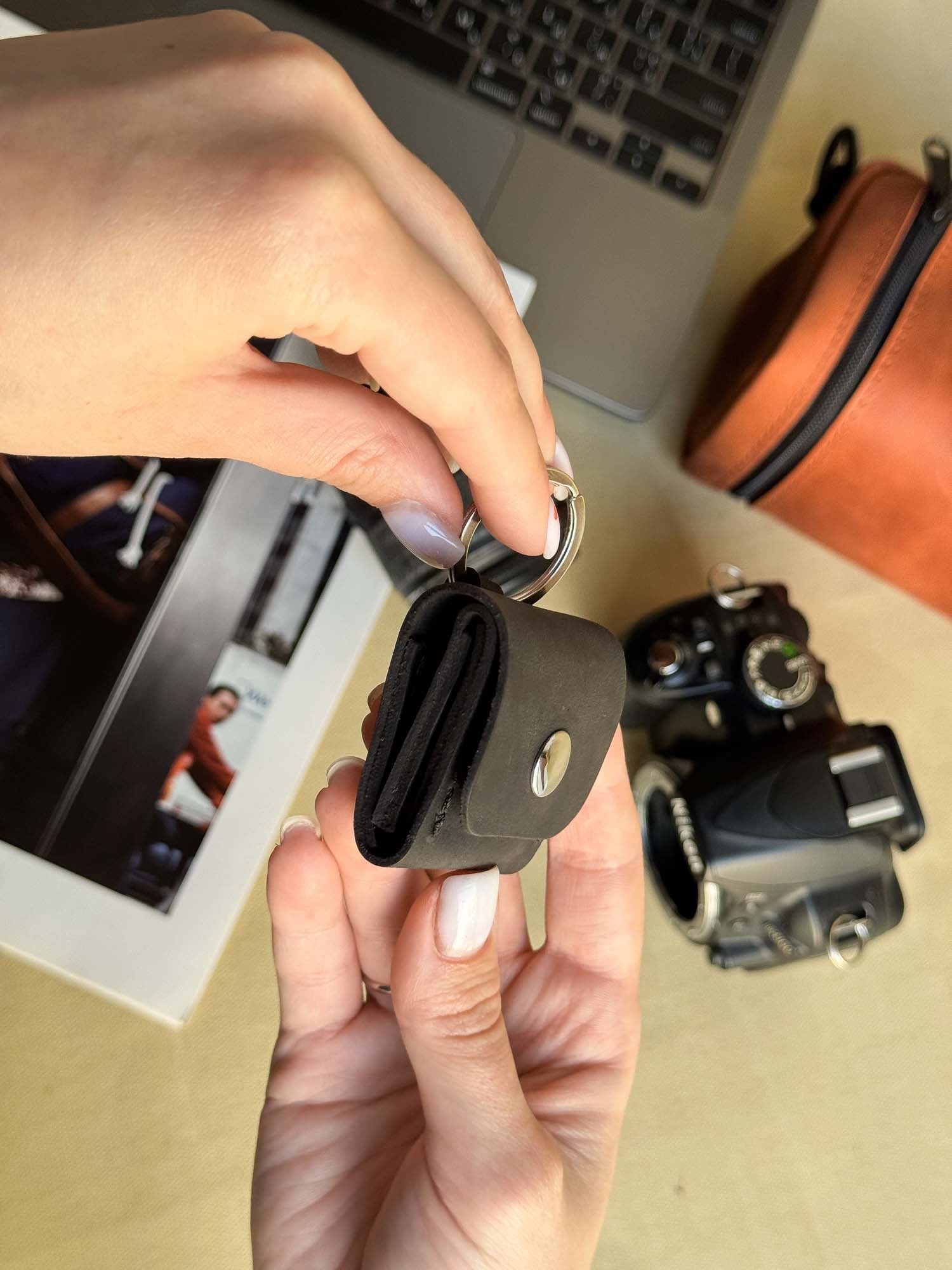 Leather SD Card Holder – 3-Slot Compact Organizer for Photographers