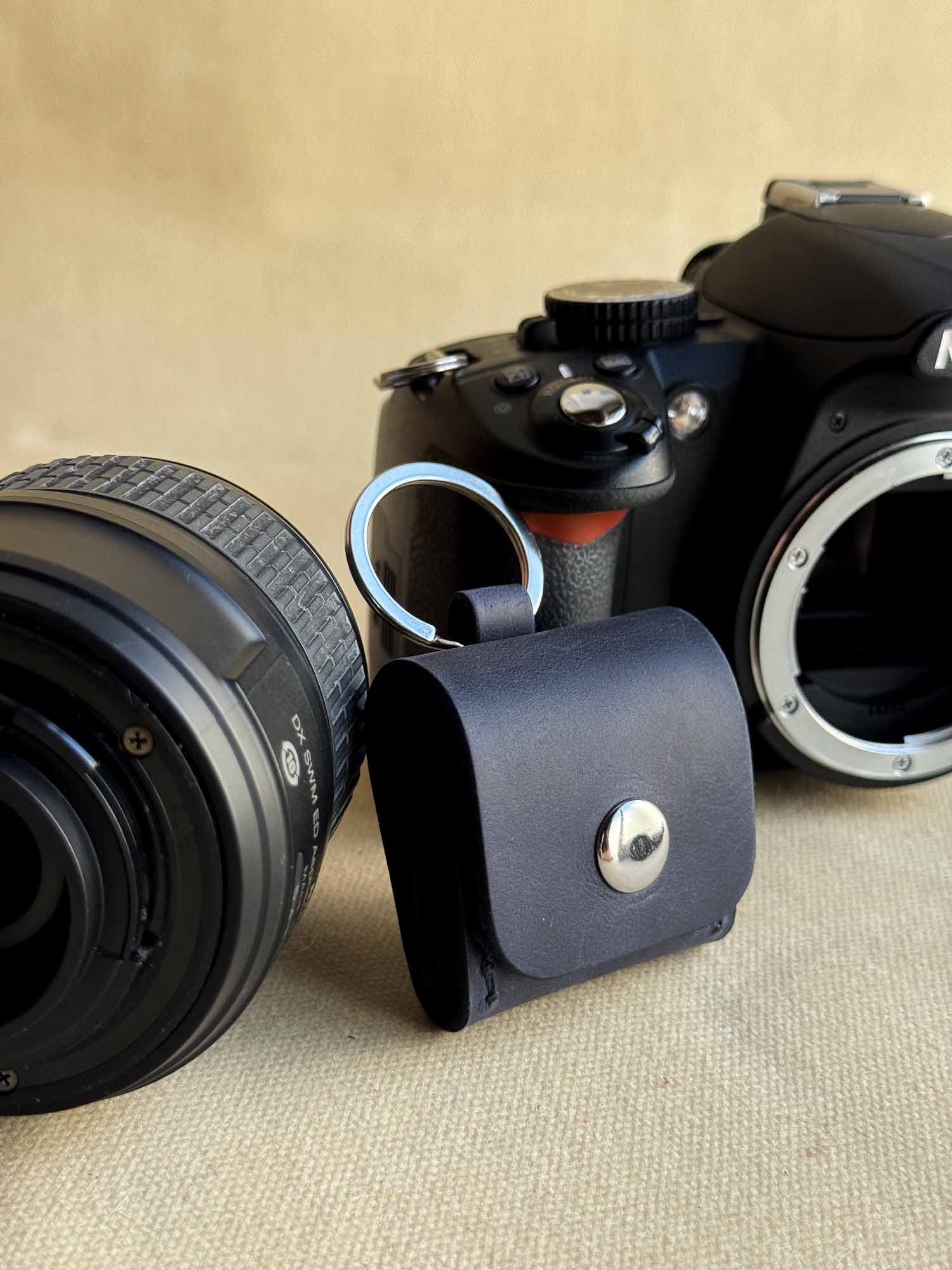 Leather SD Card Holder – 3-Slot Compact Organizer for Photographers