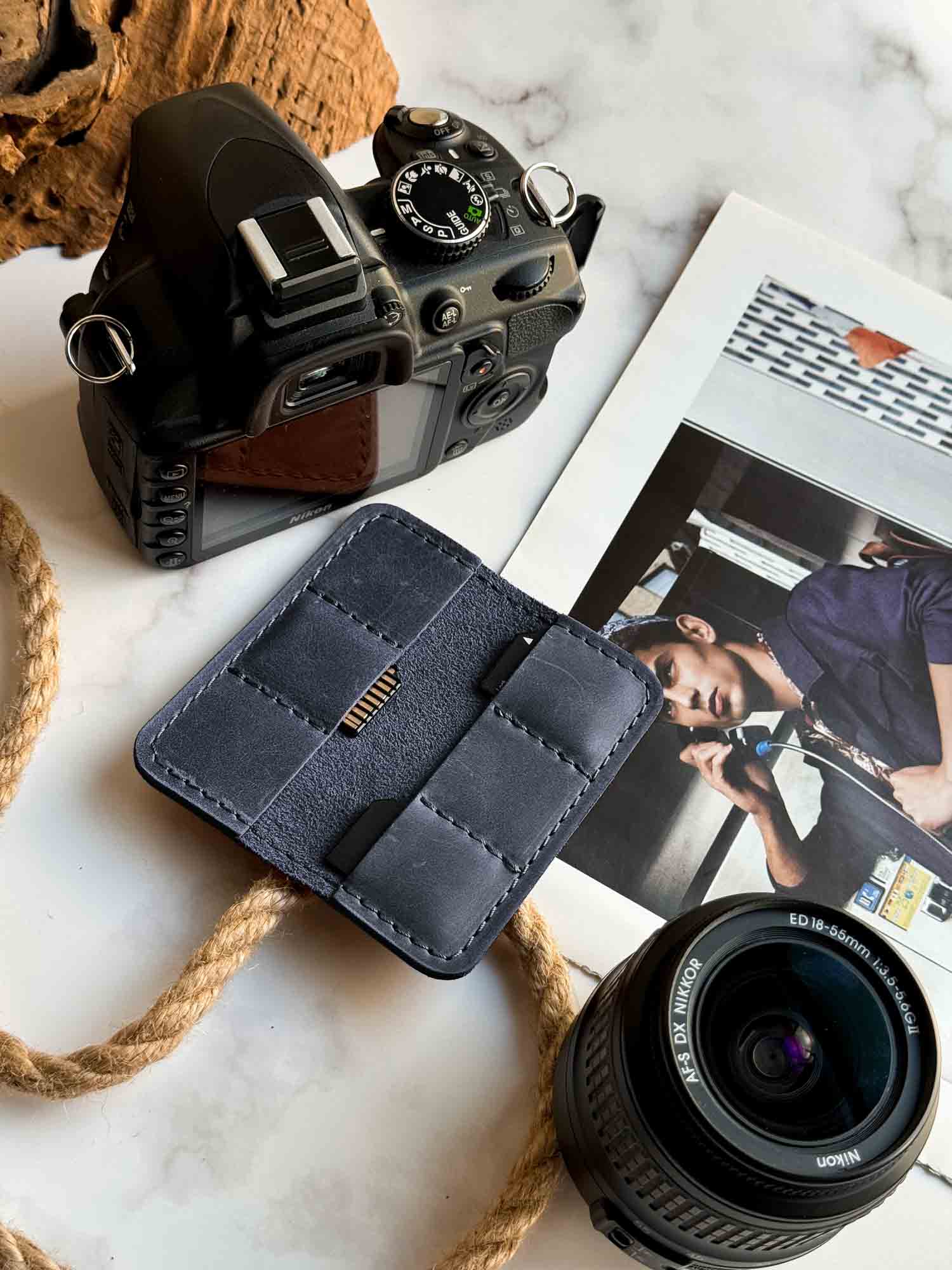 6-Slot SD Card Case – Durable Matte Leather Organizer for Photographers