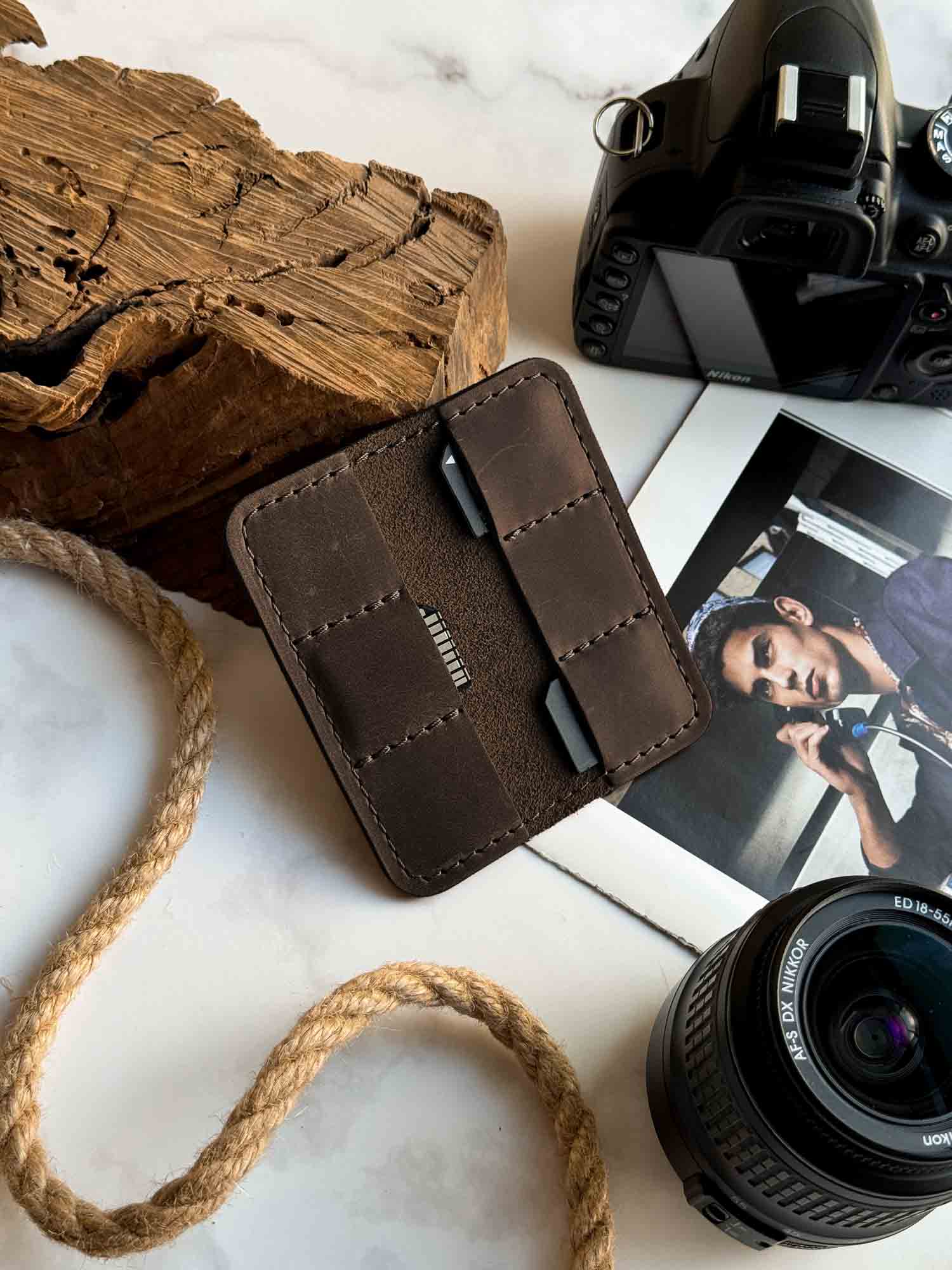 6-Slot SD Card Case – Durable Matte Leather Organizer for Photographers