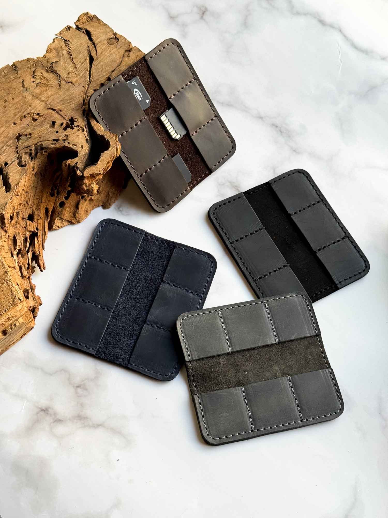 6-Slot SD Card Case – Durable Matte Leather Organizer for Photographers