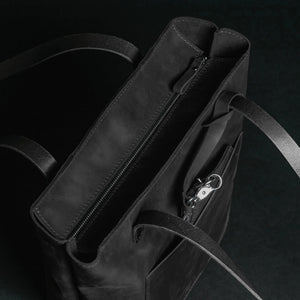 Distressed Leather Tote with pouch | Black - Wenderfarer
