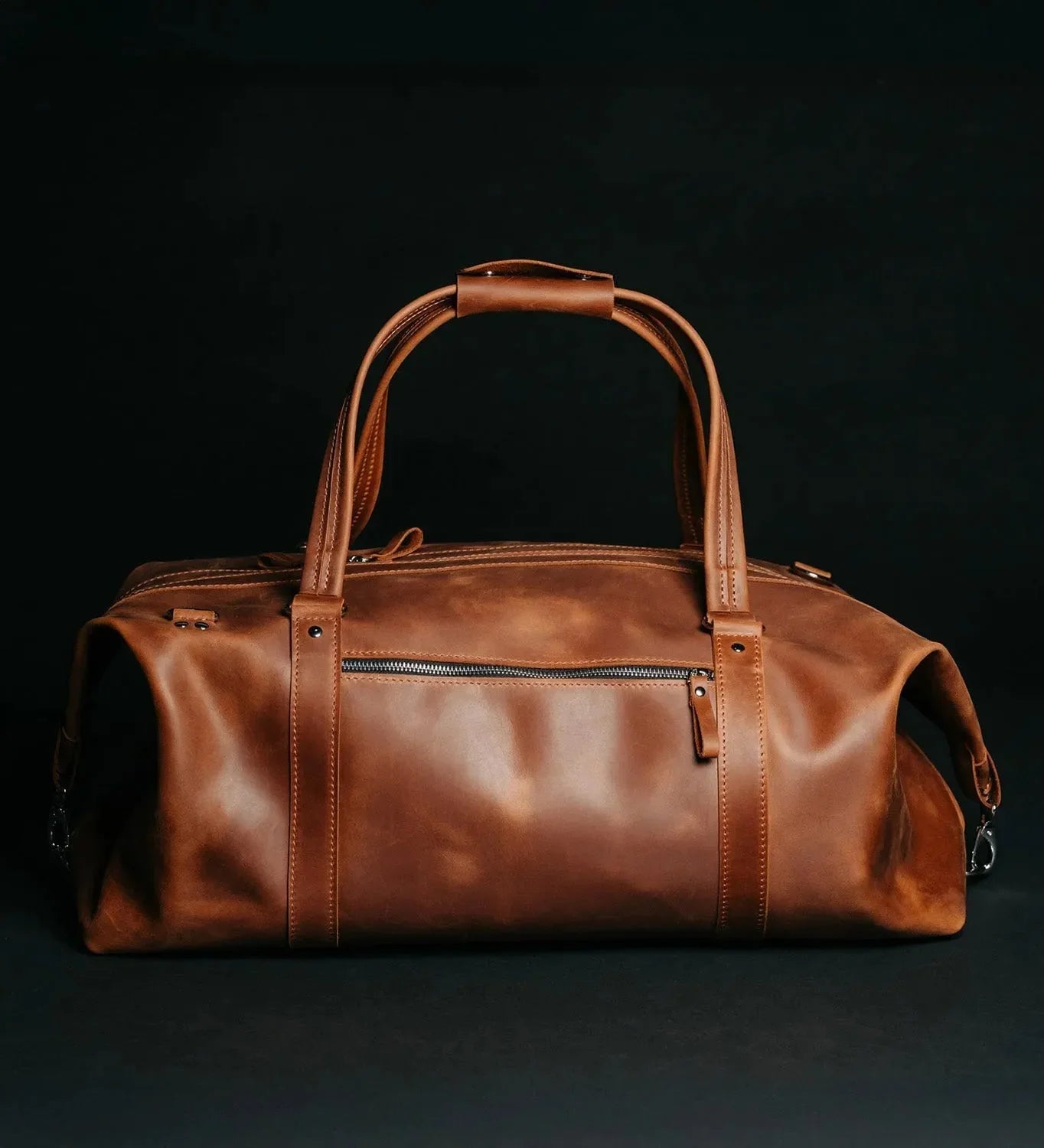 Handmade Distressed Leather Duffel – Travel Bag for Men | Stout M/L