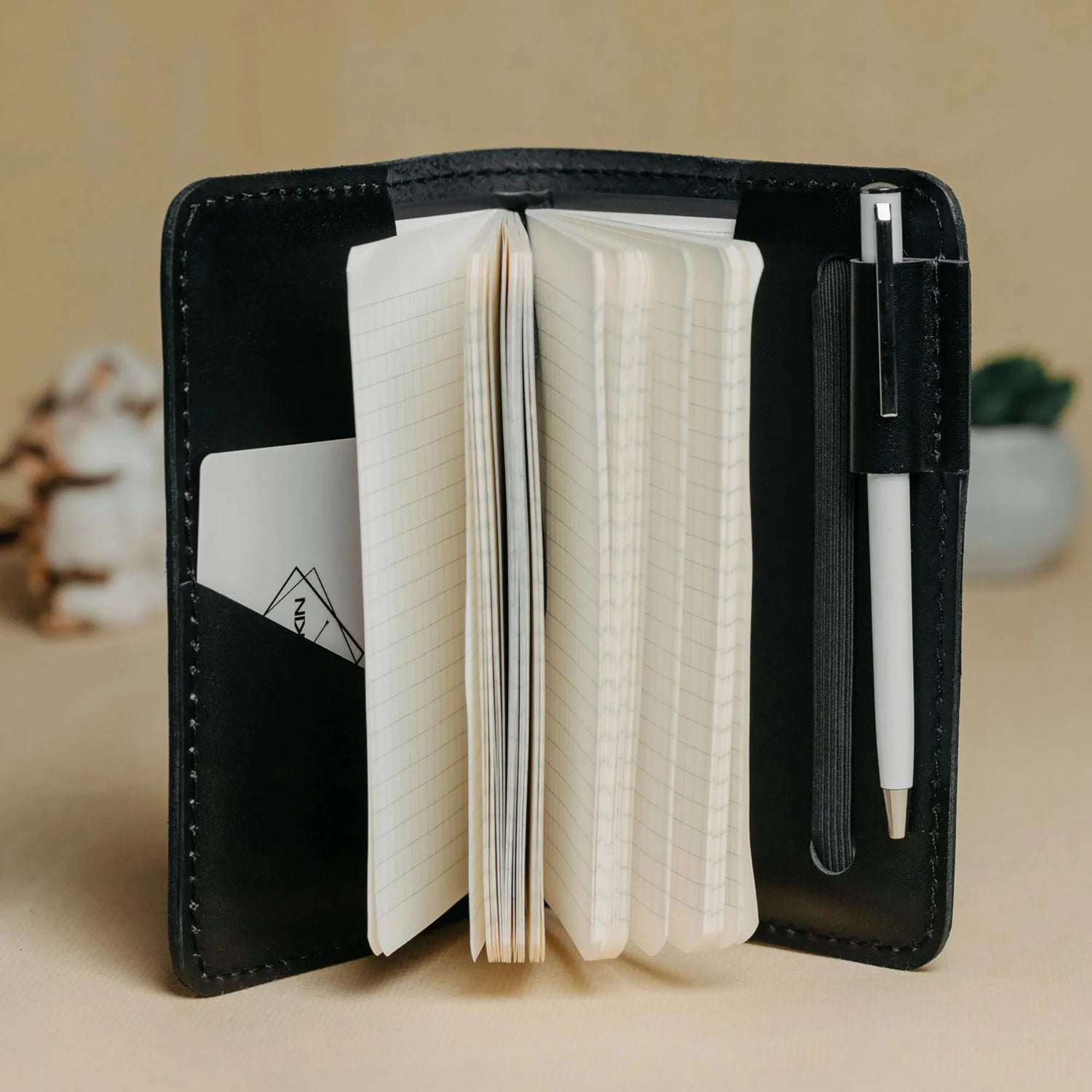 Leather Notebook cover A6, A5, B5, B6, A4 | Black - Wenderfarer