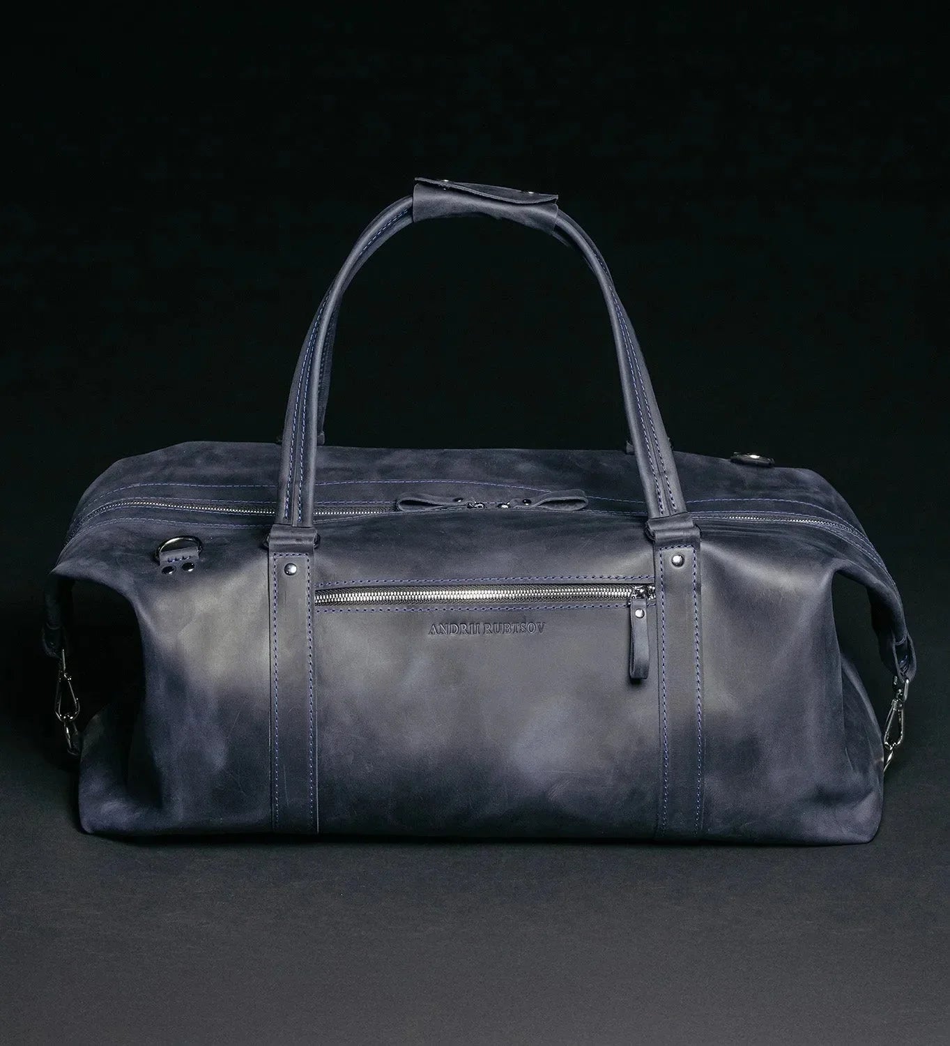 Handmade Distressed Leather Duffel – Travel Bag for Men | Stout M/L