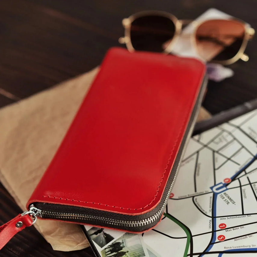 Leather Clutch Wallet – Zip Closure & Wrist Strap