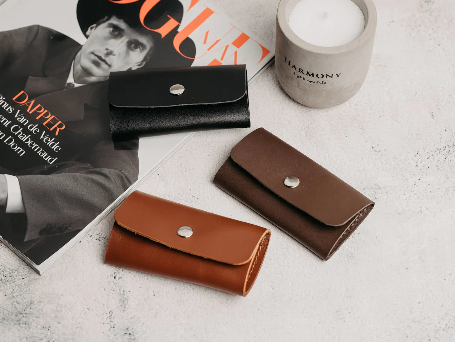Leather Key Holder – Compact 6-Key Organizer