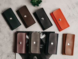 Leather Key Holder – Compact 6-Key Organizer