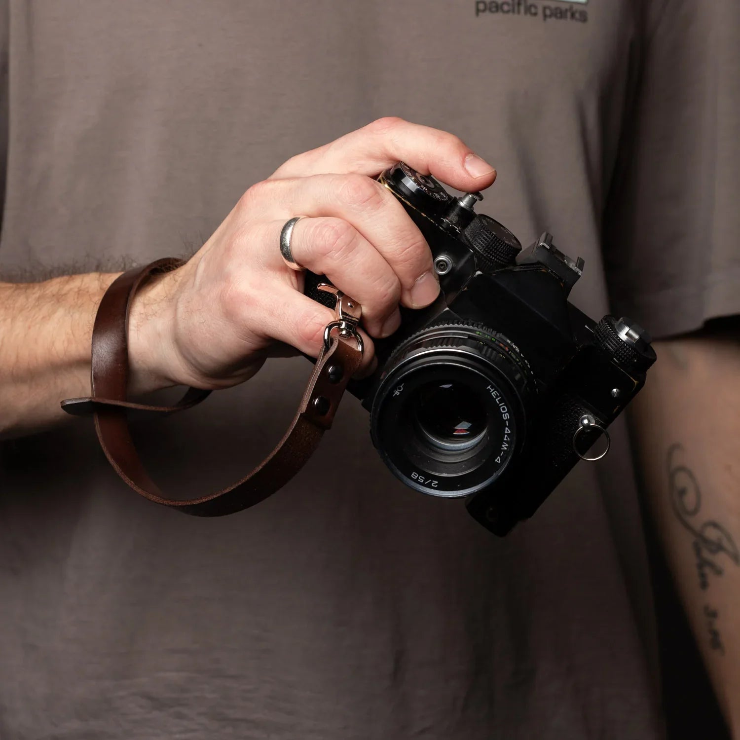 Vegetable Tanned Leather Wrist Strap – For DSLR & Mirrorless