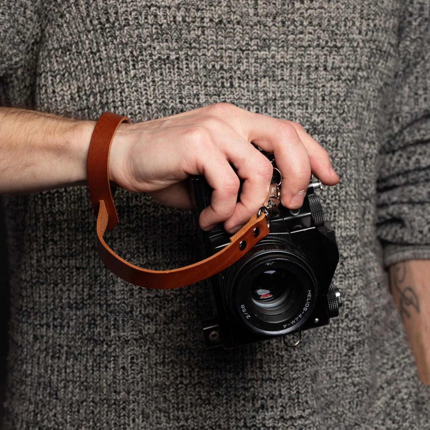Vegetable Tanned Leather Wrist Strap – For DSLR & Mirrorless