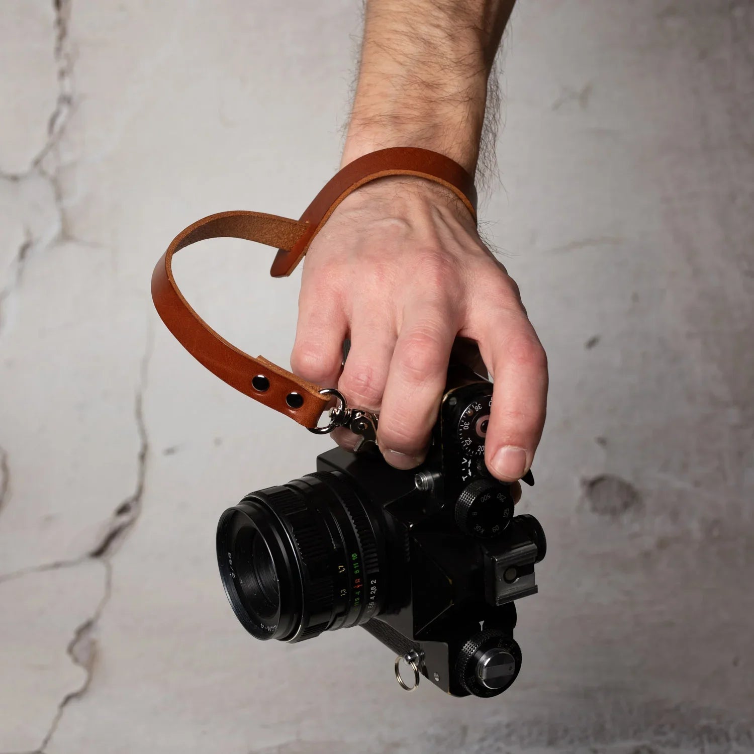 Vegetable Tanned Leather Wrist Strap – For DSLR & Mirrorless