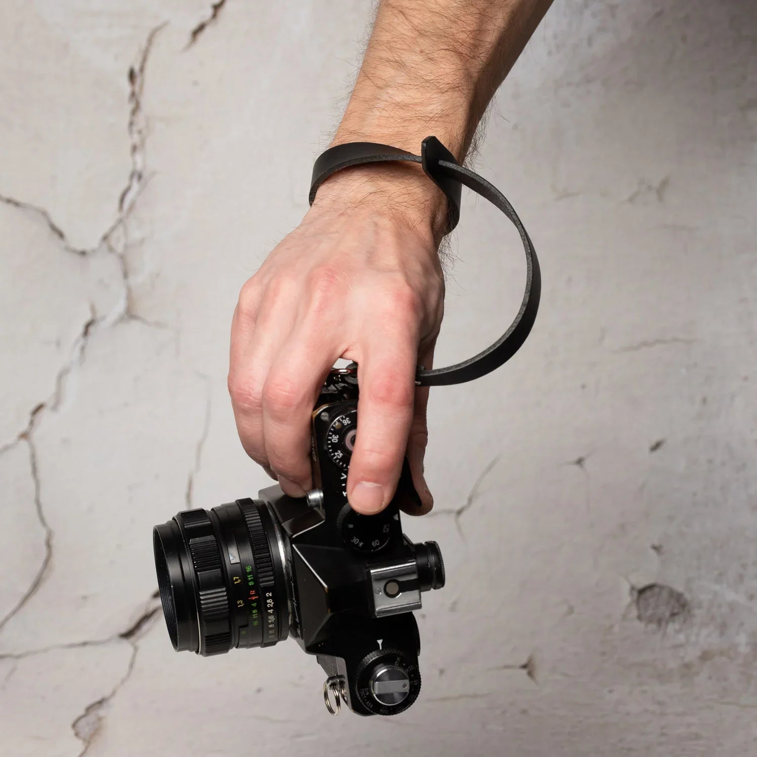 Vegetable Tanned Leather Wrist Strap – For DSLR & Mirrorless