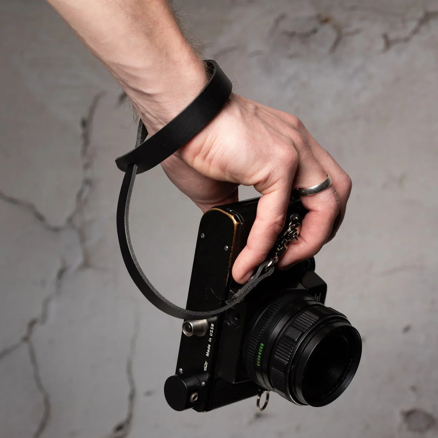 Vegetable Tanned Leather Wrist Strap – For DSLR & Mirrorless