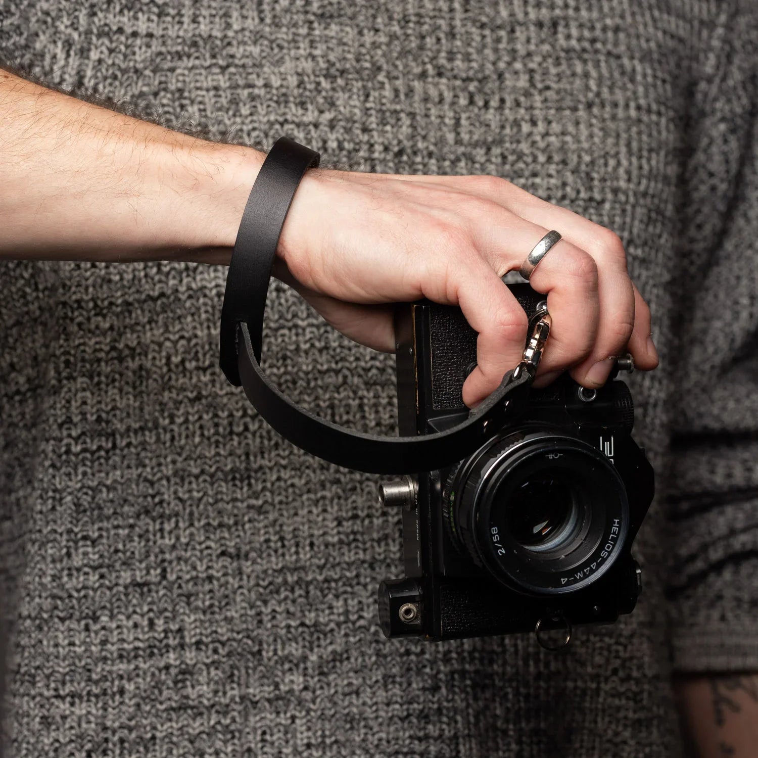 Vegetable Tanned Leather Wrist Strap – For DSLR & Mirrorless