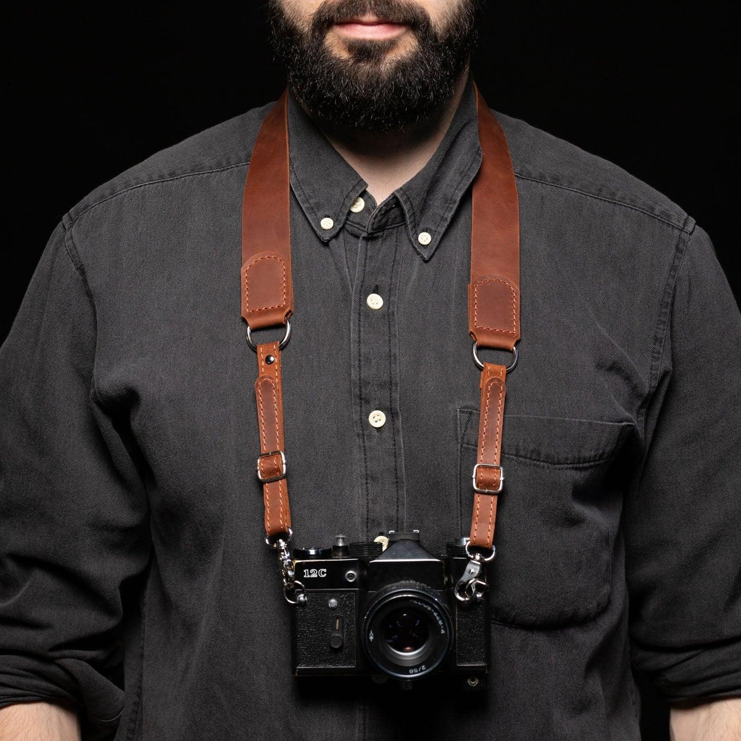 Distressed Leather Camera Strap – Quick Release & Secure Fit