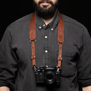 Distressed Leather Camera Strap – Quick Release & Secure Fit