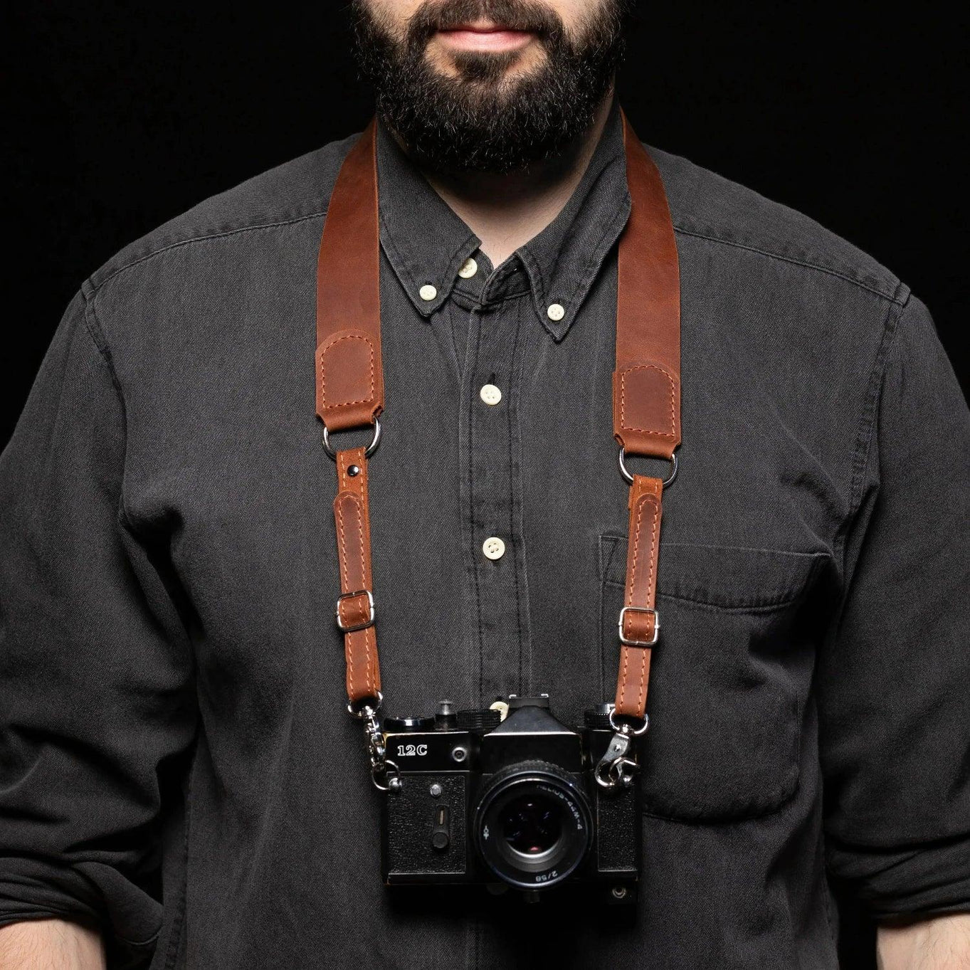 Distressed Leather Camera Strap – Quick Release & Secure Fit